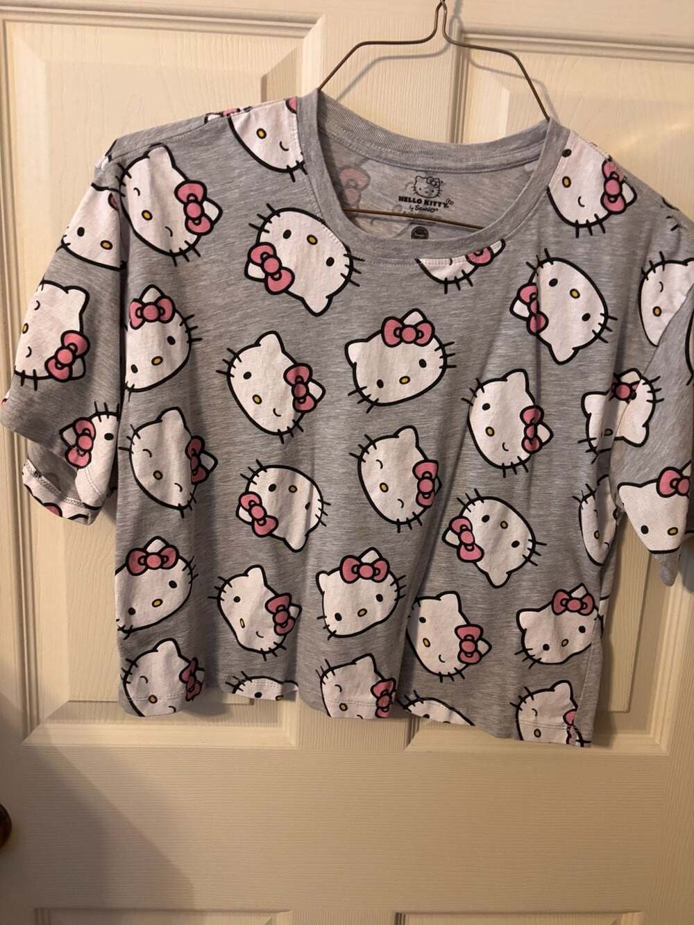 Hello Kitty All Over Face Print Crop Top Size S Grey Sanrio